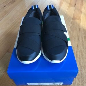 Tory Burch Black Adjustable Sneakers